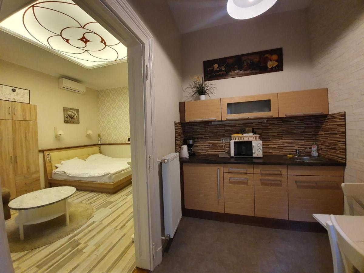 All In Apartman Ii. Budapest Exterior photo